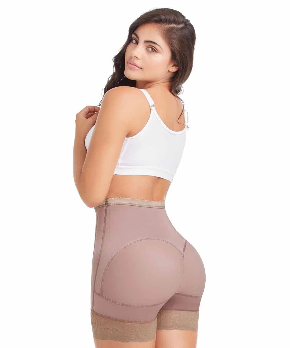 SHORT MEDIANA COMPRESION (Ref. 09116)